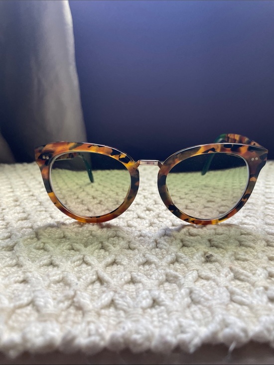 Toms Accessories - TOMS YVETTE SUNGLASSES